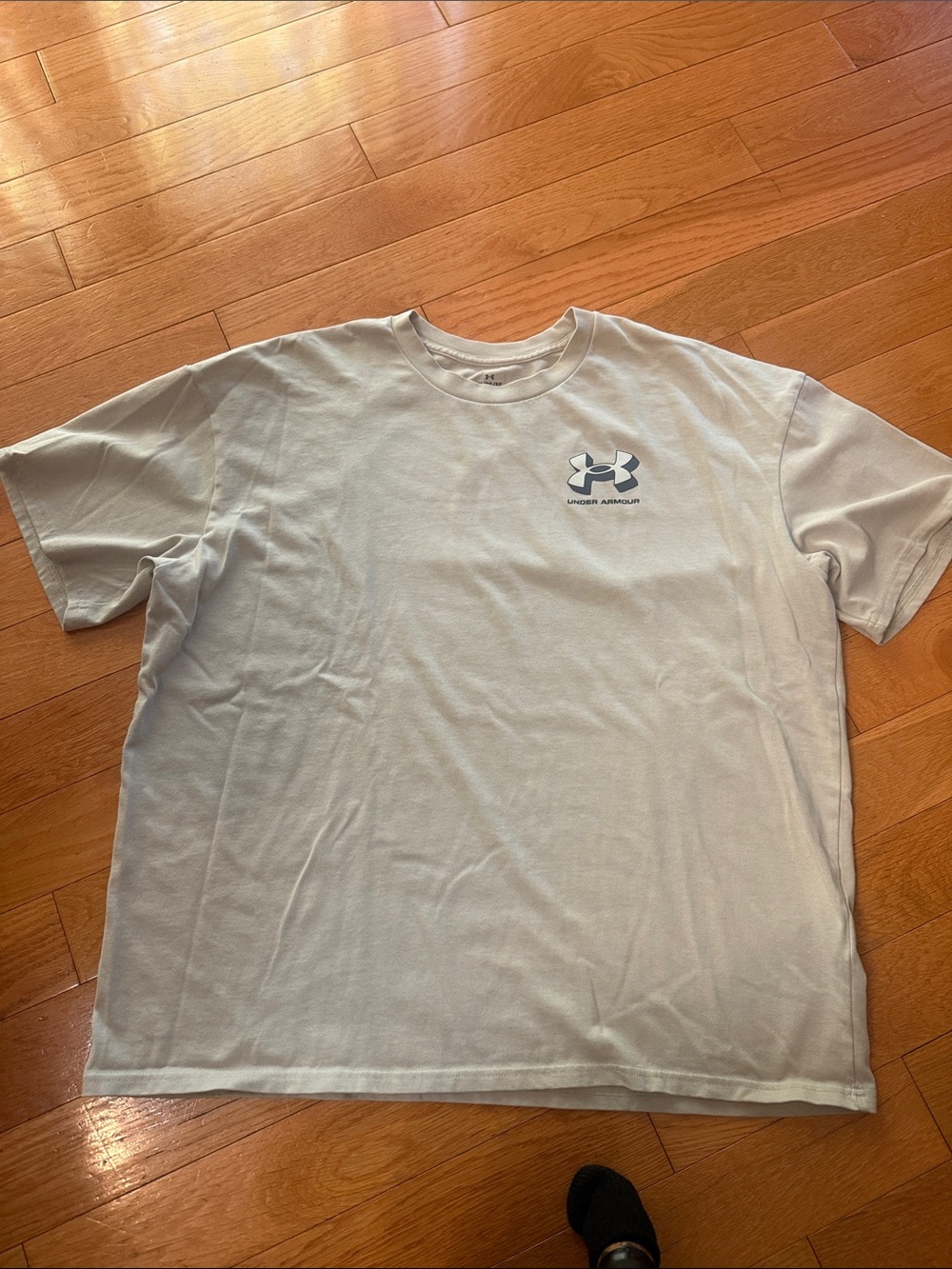 Under Armour Light Gray Crew Neck Short Sleeve T-Shirt with Logo